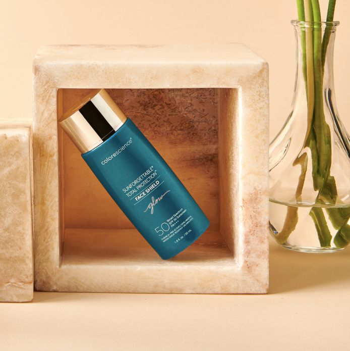 CS Sunforgettable Total Protection Face Shield Glow and Bronze SPF 50